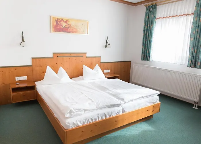 Hotel Landgasthof Schwarzer Adler Gbr Dietenhofen